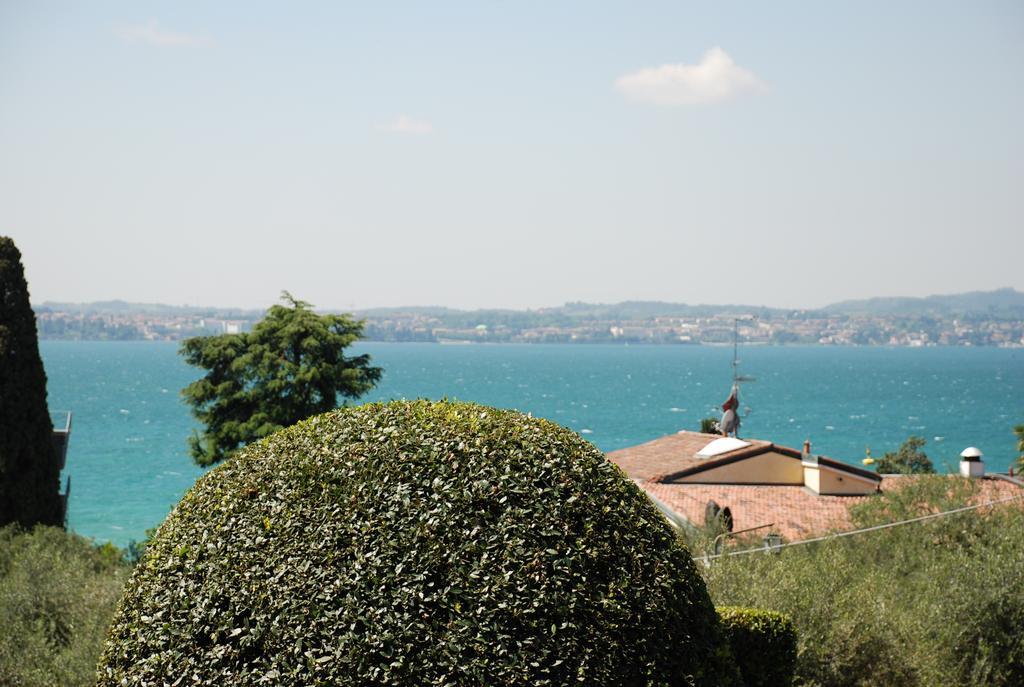 Hotel Desiree - Garda Lake Collection سيرمِيوني المظهر الخارجي الصورة