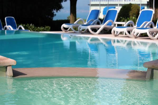 Hotel Desiree - Garda Lake Collection سيرمِيوني المظهر الخارجي الصورة